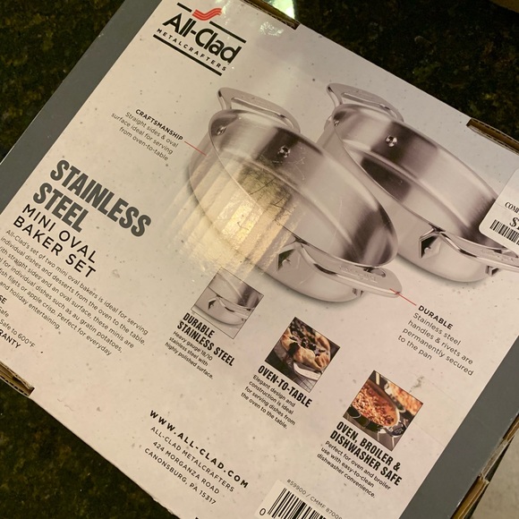 All-Clad New Baking Dishes (Set of 2) - Picture 3 of 3